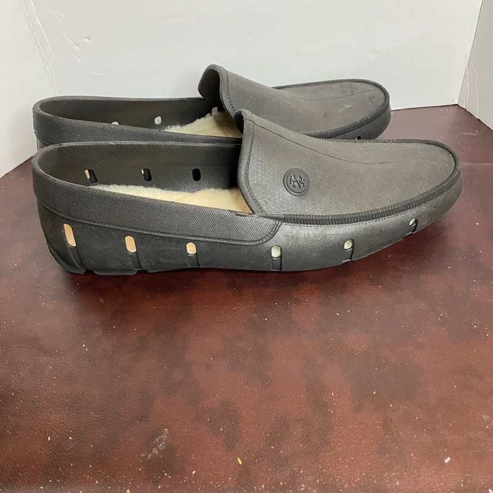 Izod loafers